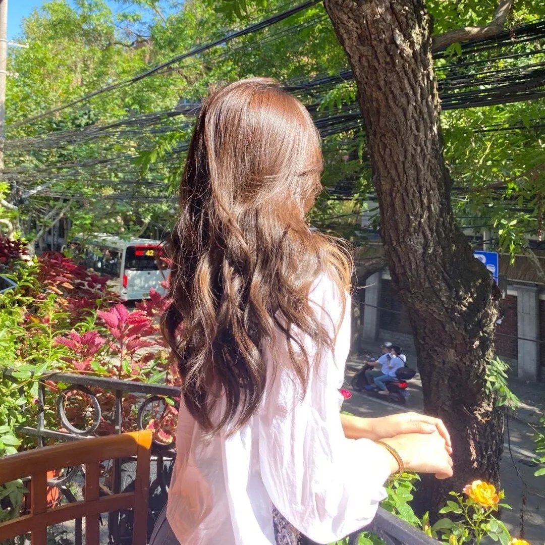 少女们向荒野进发